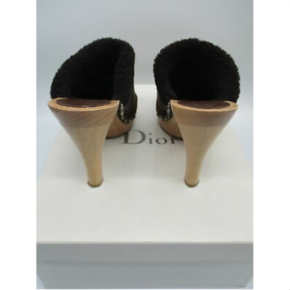 CHRISTIAN DIOR brown suede and shearling trim clog - Picture 5 of 8